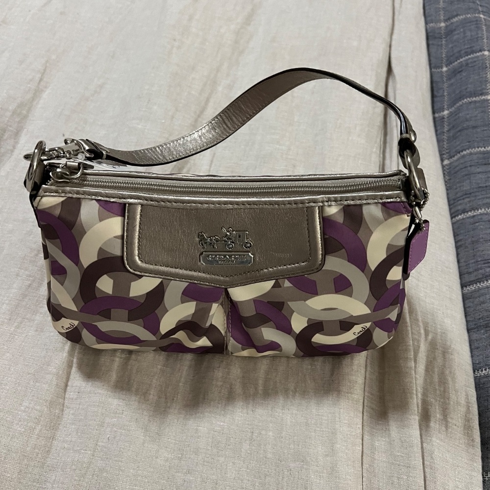 Coach Mini Madison - Picture 2 of 5